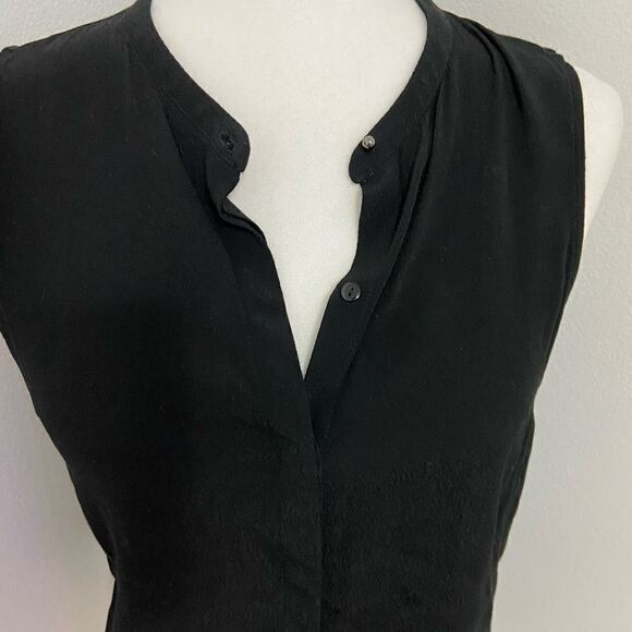 Forever 21 Black Dress Shirt - Picture 2 of 3